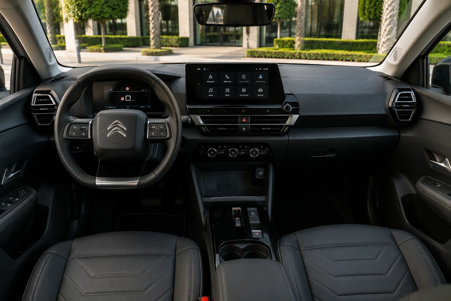 Citroën C4X rental car interior